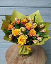 Букет цветов из:  Альстромерии и Розы в Урухской