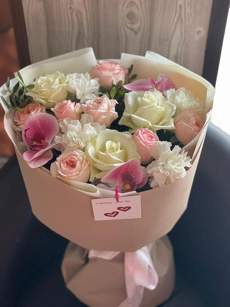 Букет цветов из: Орхидеи, Розы и Гвоздики в Урухской