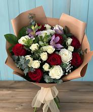 Букет цветов из:  Розы и Альстромерии #REPLACE_PRED# Урухской