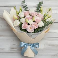 Букет цветов из:  Лизиантусы в Урухской