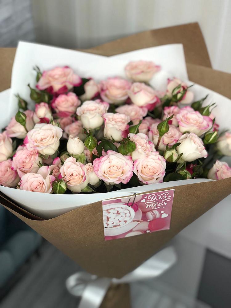 Букет цветов из: Розы в Урухской