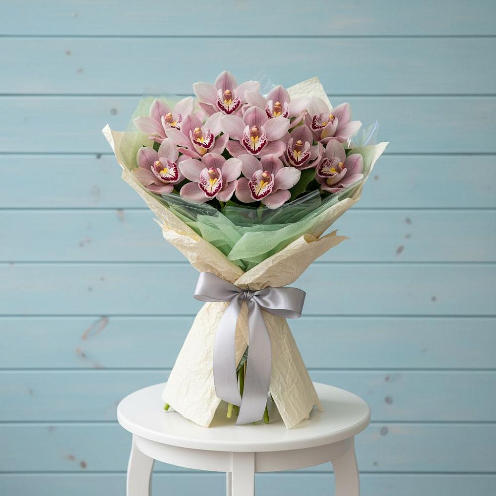 Букет цветов из: Орхидеи и Розы в Урухской