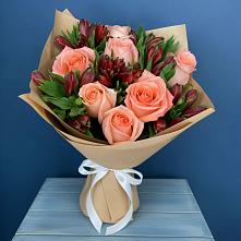 Букет цветов из:  Розы и Альстромерии в Урухской