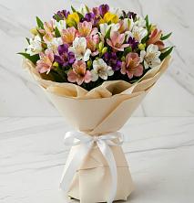 Букет цветов из:  Альстромерии в Урухской