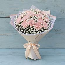 Букет цветов из:  Гвоздики в Урухской