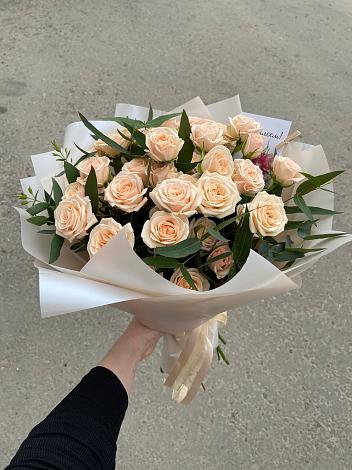 Букет Кремовые розы Латте в Урухской