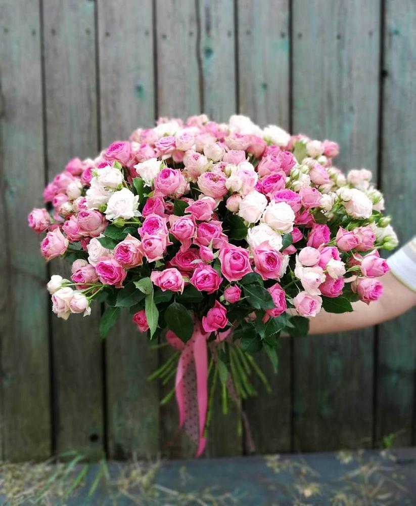 Букет Розовые кустовые розы Натали и Лав Лидия в Урухской