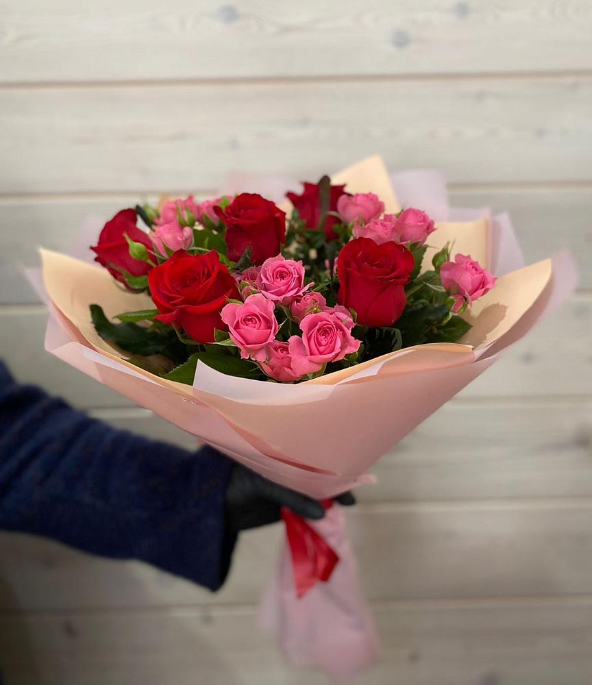 Букет цветов из: Розы в Урухской