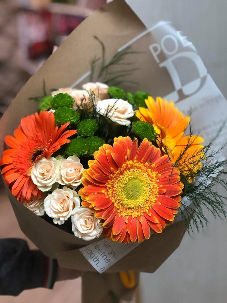 Букет цветов из: Герберы, Хризантемы и Розы в Урухской