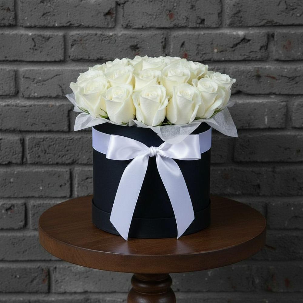 Цветочная композиция из Розы в шляпной коробке в Урухской