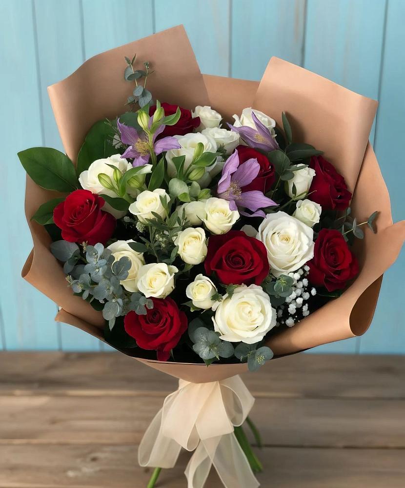 Букет цветов из: Розы и Альстромерии в Урухской